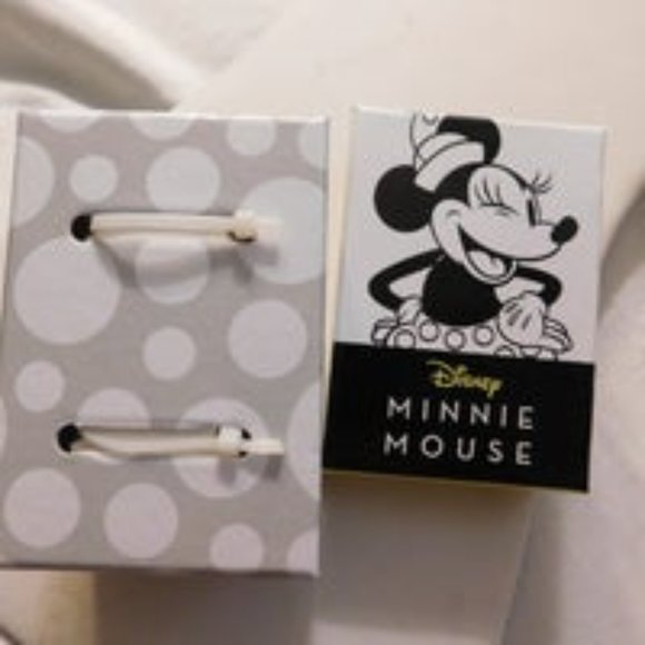Minnie Mouse Watch - Picture 4 of 7